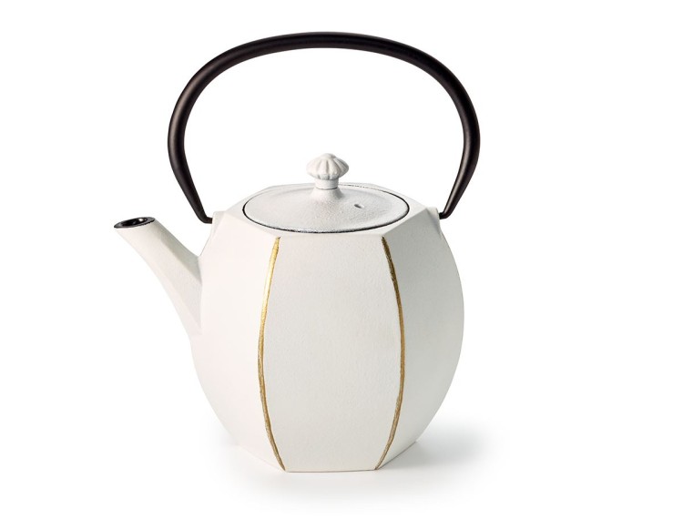 cast iron teapot 700ml white